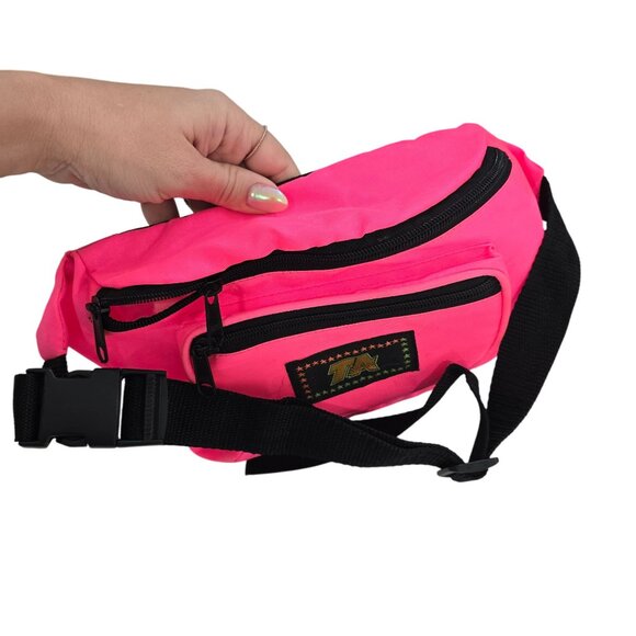Vintage 90s Neon Pink Fanny pack crossbody Adjustable Black Strap festival retro - Picture 2 of 9